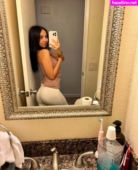 Emilia OnlyFans Thumbnail #O6TVDrOAgq