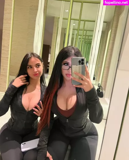 Emilia OnlyFans Thumbnail #dNckde5tuA