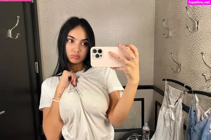 Emilia OnlyFans Thumbnail #kSrxszJfYL