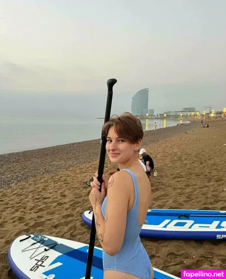 Emiliaa 18 OnlyFans Thumbnail #i68LEy4eYw