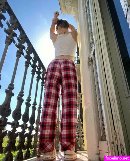 Emiliaa 18 OnlyFans Thumbnail #leXeyhb4Fw