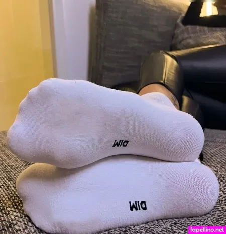 Emiliaaa Rose OnlyFans Thumbnail #P54oE9uyKf