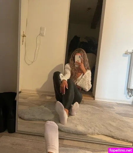 Emiliaaa Rose OnlyFans Thumbnail #ynkbfGFxUE