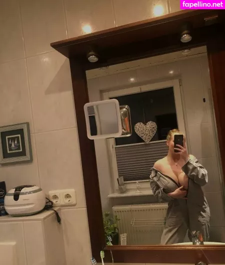 Emiliaaverie OnlyFans Thumbnail #vndtOEAPMR