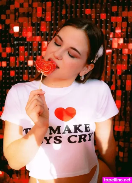 Emiliadreams OnlyFans Thumbnail #UaFT6Ieh7b