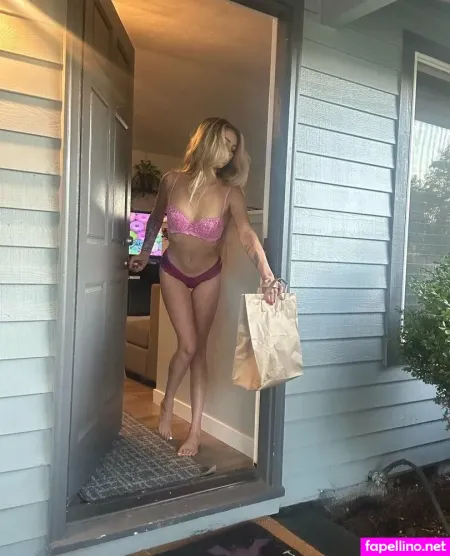 Emiliaescobardos OnlyFans Thumbnail #zckiX2HteX