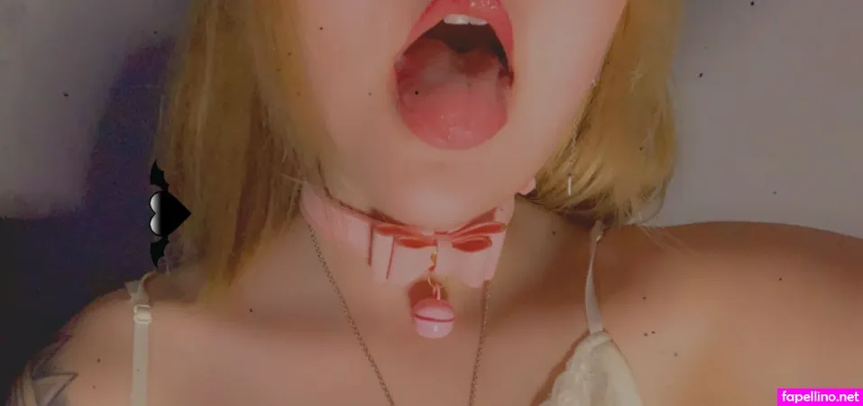 Emiliarenblue OnlyFans Thumbnail #65L18sbgtT