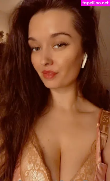 Emiliatassulo OnlyFans Thumbnail #8W2EQw3I9U