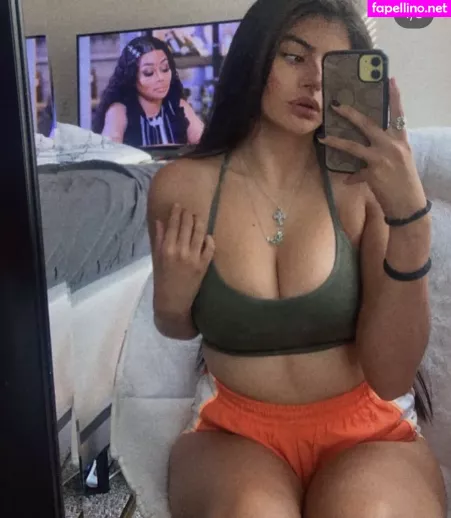 Emiliatorres55 OnlyFans Thumbnail #XkoUaFdSb8