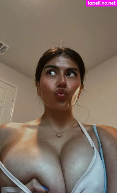 Emiliatorres55 OnlyFans Thumbnail #m7WGbjsegX