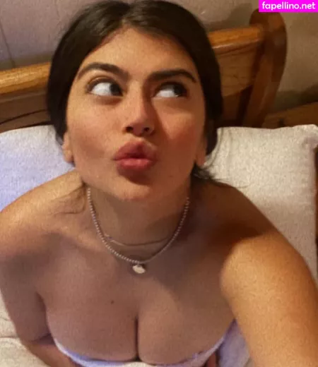 Emiliatorres55 OnlyFans Thumbnail #mKlI5ckgeB