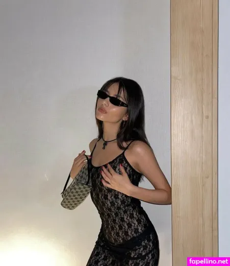 Emiliavalentinna OnlyFans Thumbnail #cRgdNx70EE