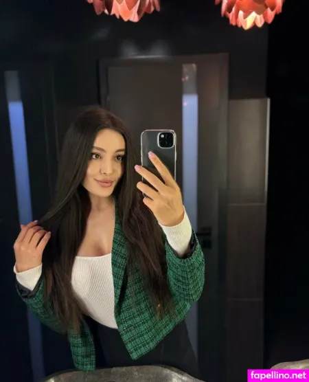 Emiliawonderful OnlyFans Thumbnail #bSKu0KK8qx