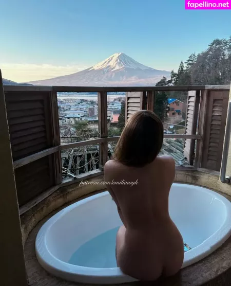 Emiliawyk OnlyFans Thumbnail #ctplPn0U2S