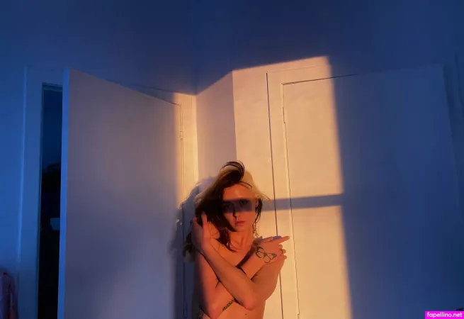 Emiliaxbraun OnlyFans Thumbnail #b5tXp01ua1