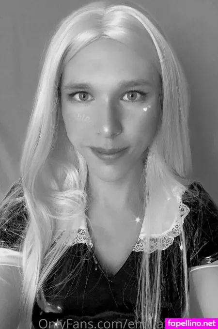 Emiliaxsweden OnlyFans Thumbnail #72leHyuOXR