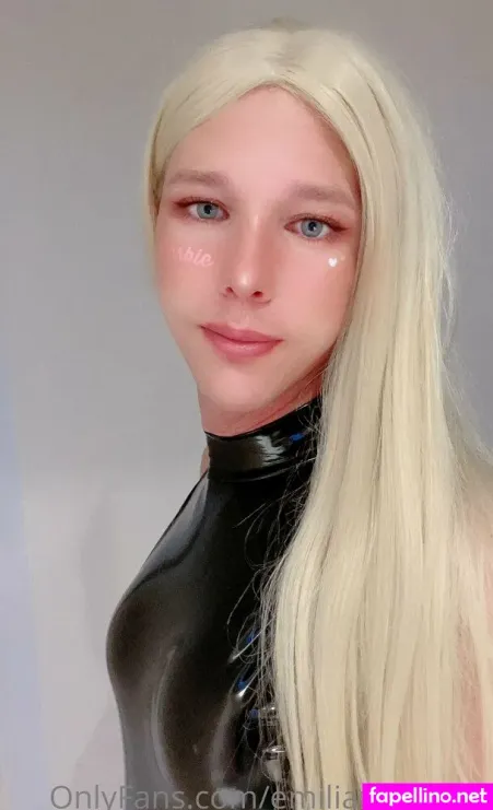Emiliaxsweden OnlyFans Thumbnail #W2p4RGgLp2