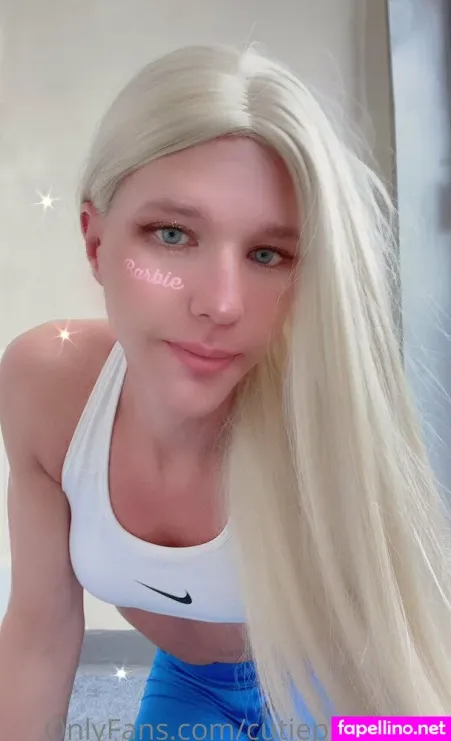 Emiliaxsweden OnlyFans Thumbnail #a8hVfBcinF