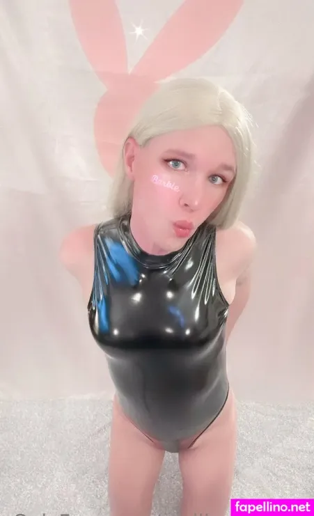 Emiliaxsweden OnlyFans Thumbnail #hCv5zWjxVH