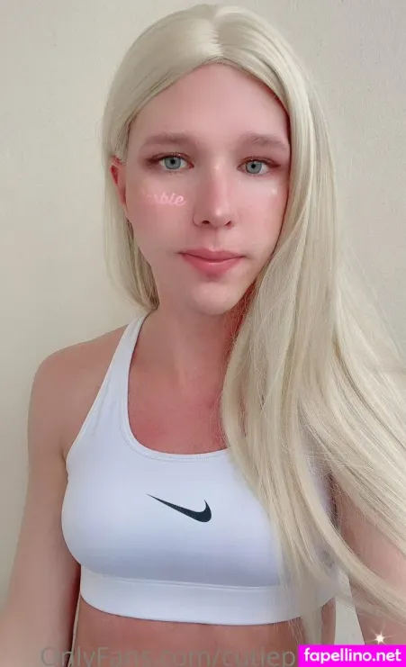 Emiliaxsweden OnlyFans Thumbnail #mHdMtUA5o4