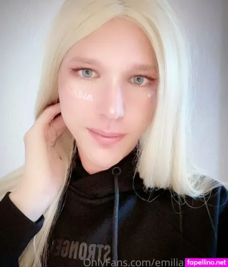 Emiliaxsweden OnlyFans Thumbnail #w3uMez70s7