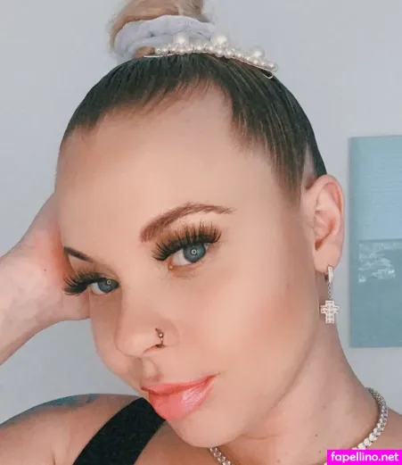 Emilie Brooklyn OnlyFans Thumbnail #13v2AGqzjv