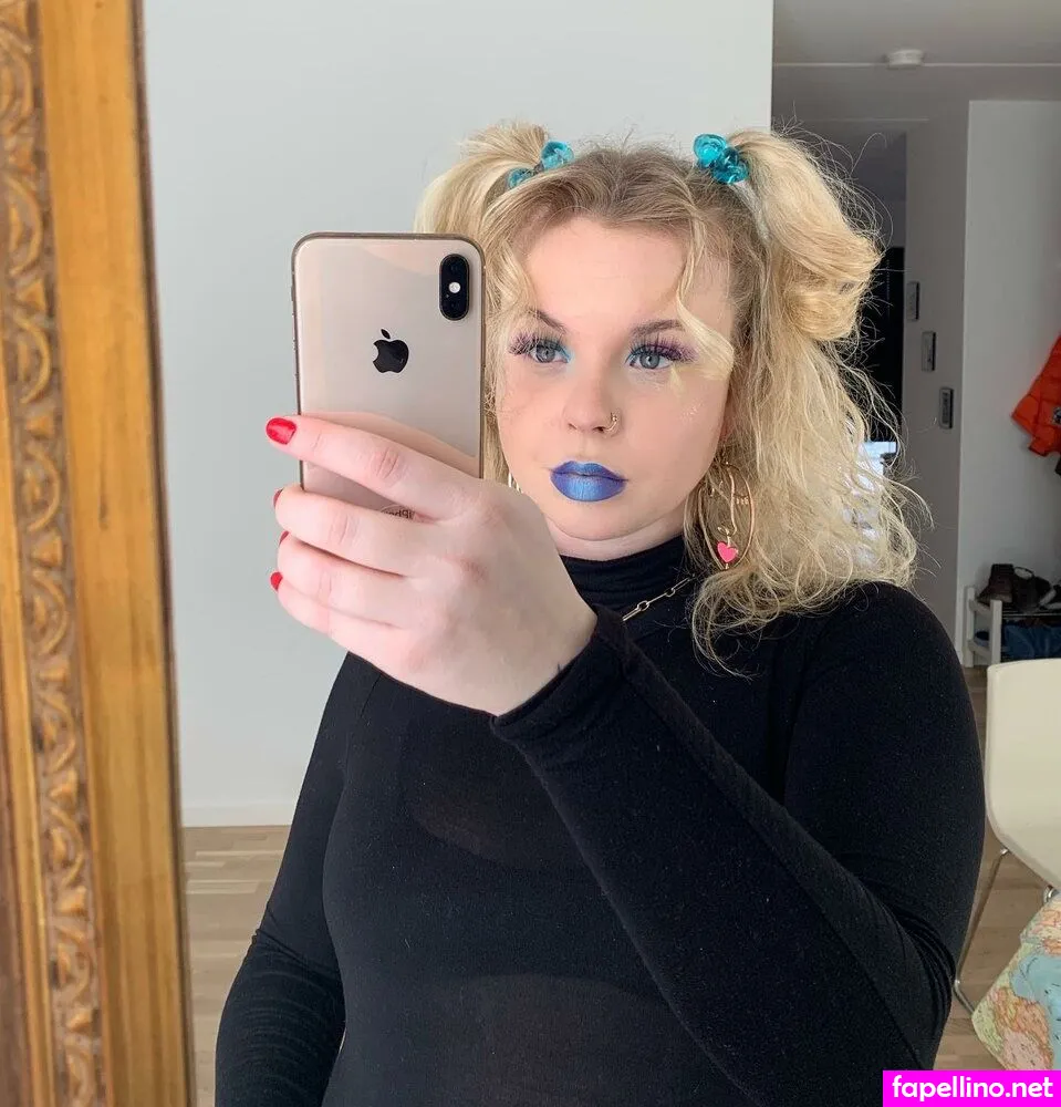 emiliebrooklyn_ Nude Leaked OnlyFans Photo #dFkQd4IEBG