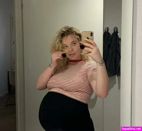 Emilie Brooklyn OnlyFans Thumbnail #naRdpjn8I7