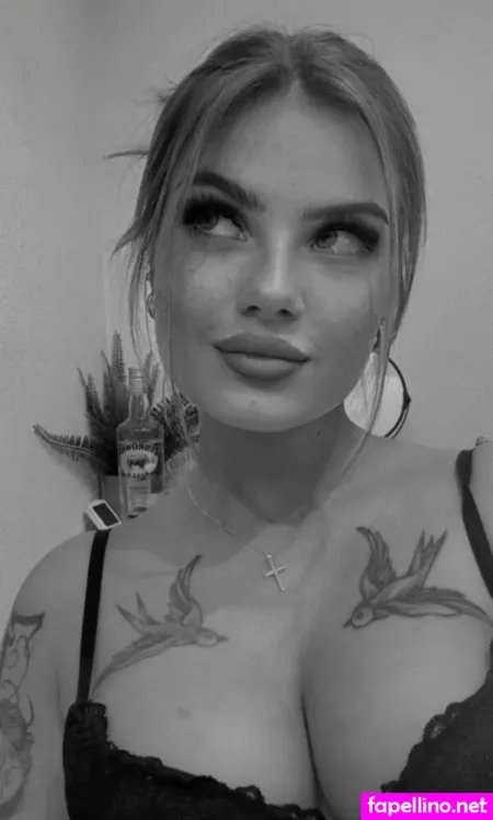 Emilie Budweg OnlyFans Thumbnail #LJtfJyubMP