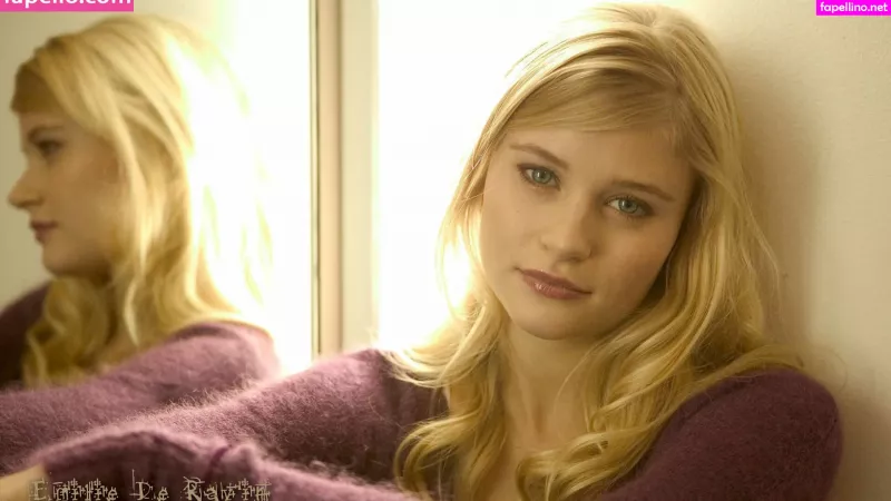 Emilie De Ravin OnlyFans Thumbnail #AgaDza59JG