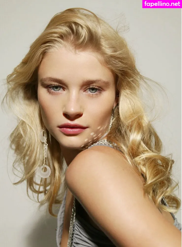 Claire from LOST, emiliede_ravin Nude Leaked OnlyFans Photo #SDV7dOKL35