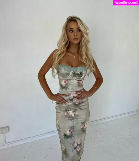 Emilie Kull OnlyFans Thumbnail #WwmimE4wly