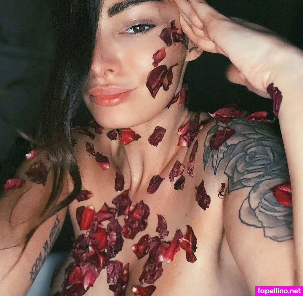 Emilie Nef Naf Nude Leaked OnlyFans Photo #cAtLhqvEr0