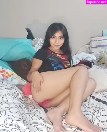 Emilipetitefree OnlyFans Thumbnail #G8YzQjrojL