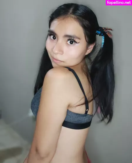 Emilipetitefree OnlyFans Thumbnail #i5MsdyMZ76