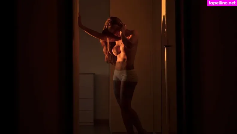 Emille Bee OnlyFans Thumbnail #xSmkEMJYux