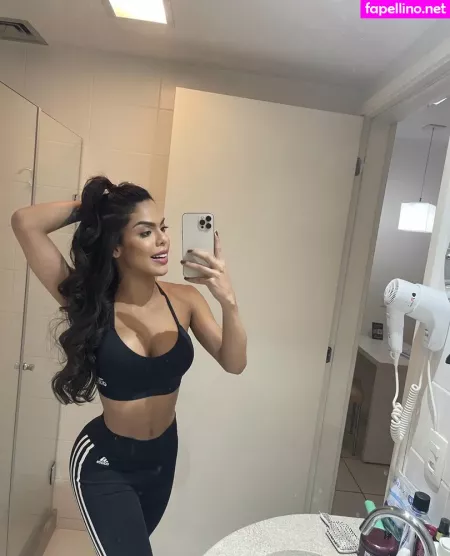 Emillivalentina OnlyFans Thumbnail #9h7byi3sMF