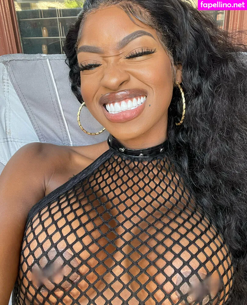 _emillixx, emillixxx Nude Leaked OnlyFans Photo #WwQvbnX2aT