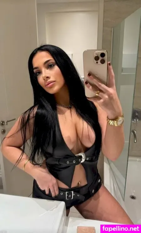 Emilllliaa Main Profile Photo