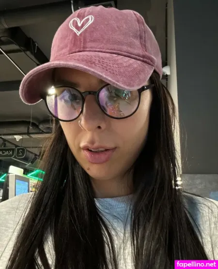 Emilly Free OnlyFans Thumbnail #9QQCo9SAD2