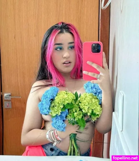 Emilly Vick OnlyFans Thumbnail #g36etJbunZ