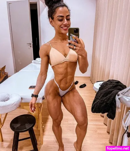 Emilly Vieira OnlyFans Thumbnail #QNyIufvbKf