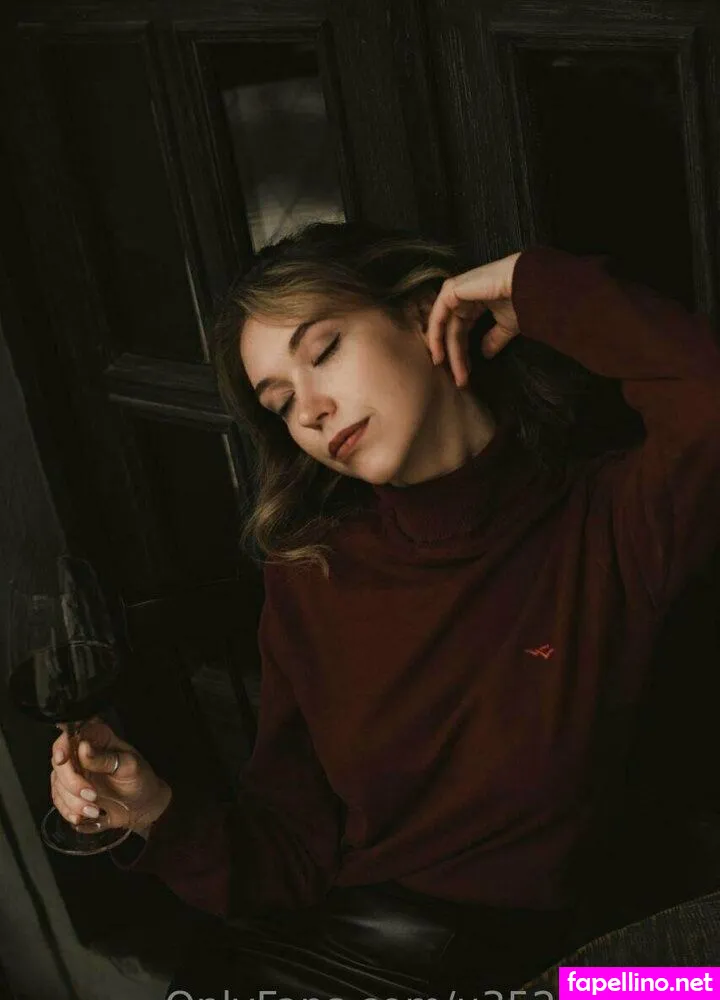 emilly_xo Nude Leaked OnlyFans Photo #3yrM1JN14L