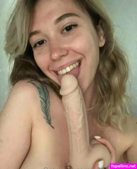 Emilly Xo OnlyFans Thumbnail #GZ13gZAUsC