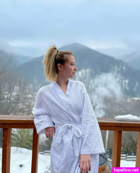 Emilly Xo OnlyFans Thumbnail #vUknOuAo6U