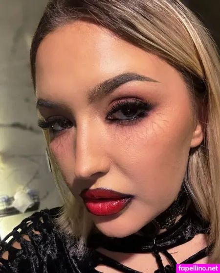 Emillysteelefree OnlyFans Thumbnail #ZmZW9idzvE