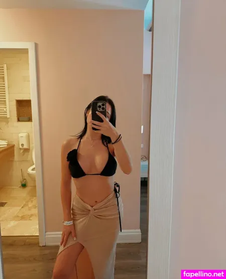 Emillytoffee OnlyFans Thumbnail #8Io8i8HxpU