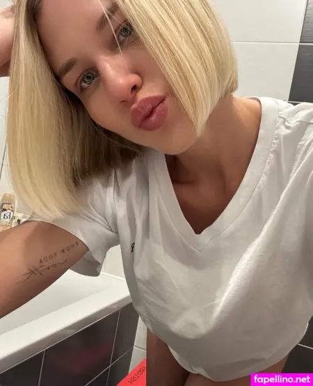 Emily Andersen OnlyFans Thumbnail #vKE9ggsVyf