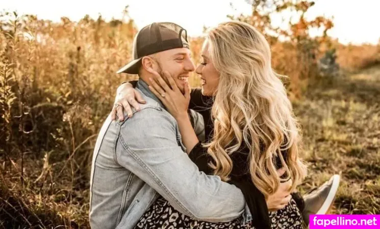 Emily Ann Roberts OnlyFans Thumbnail #TF3hIWvDnM