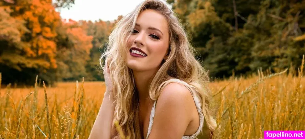 Emily Ann Roberts OnlyFans Thumbnail #zhEKDlAVi1